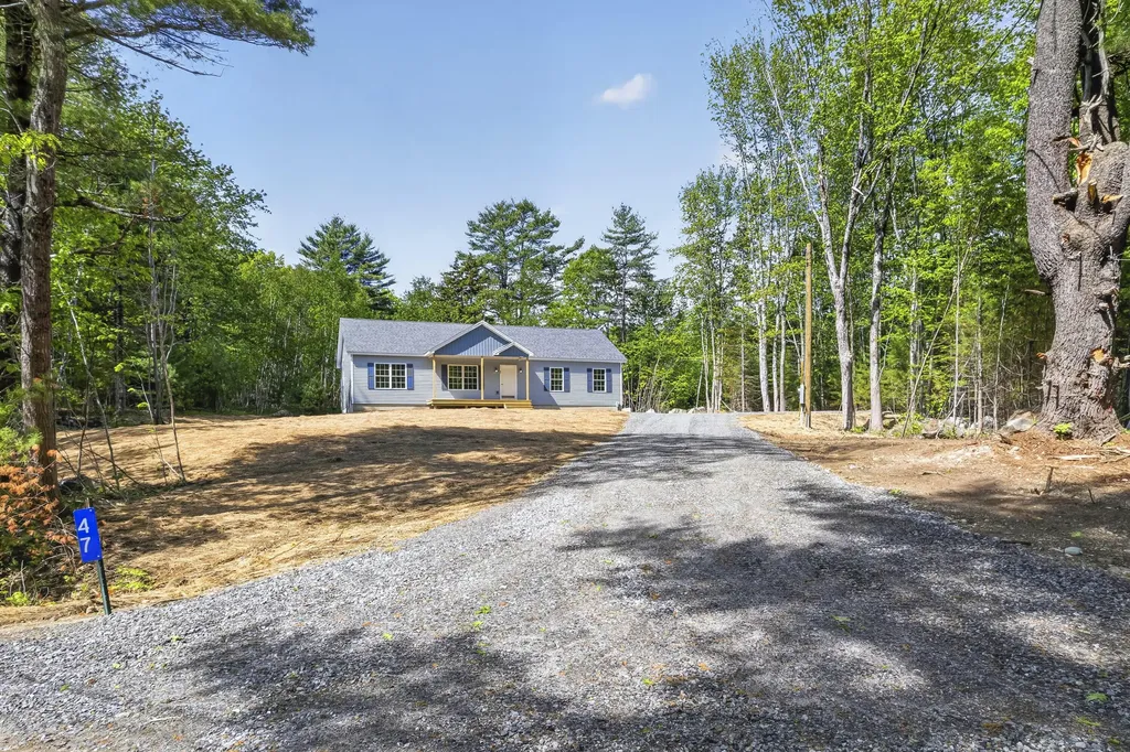 47 Evergreen Drive Boothbay ME 04537