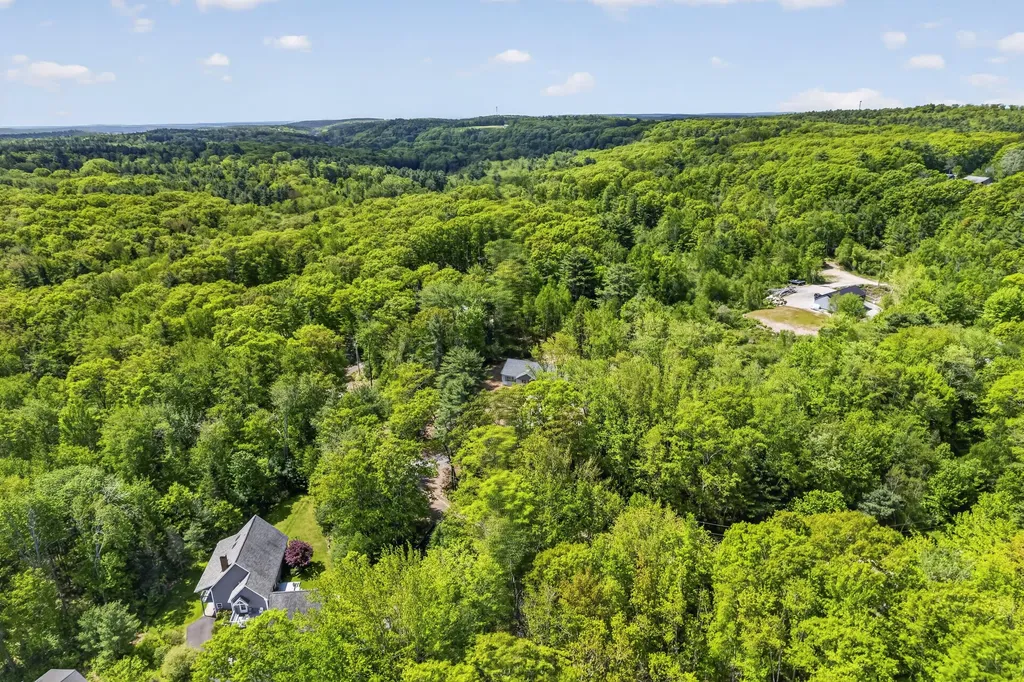 47 Evergreen Drive Boothbay ME 04537
