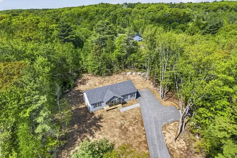 47 Evergreen Drive Boothbay ME 04537