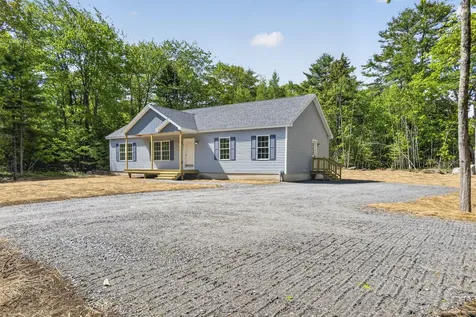 47 Evergreen Drive Boothbay ME 04537
