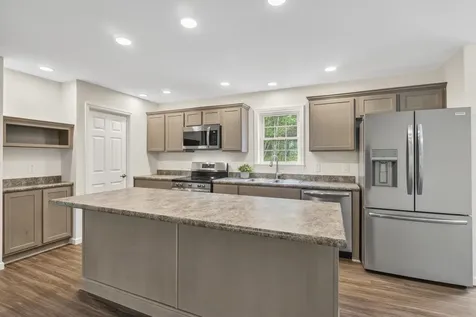 47 Evergreen Drive Boothbay ME 04537