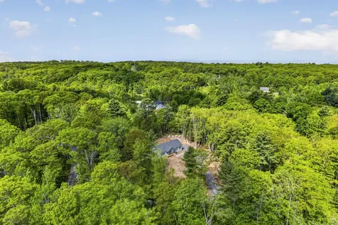 47 Evergreen Drive Boothbay ME 04537