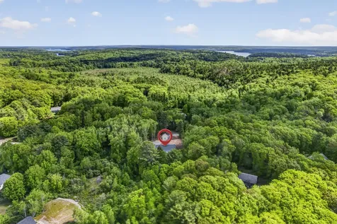 47 Evergreen Drive Boothbay ME 04537