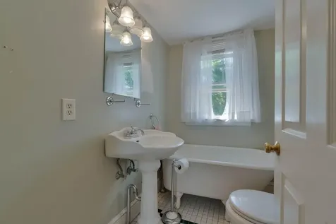 362 Gray Road Falmouth ME 04105