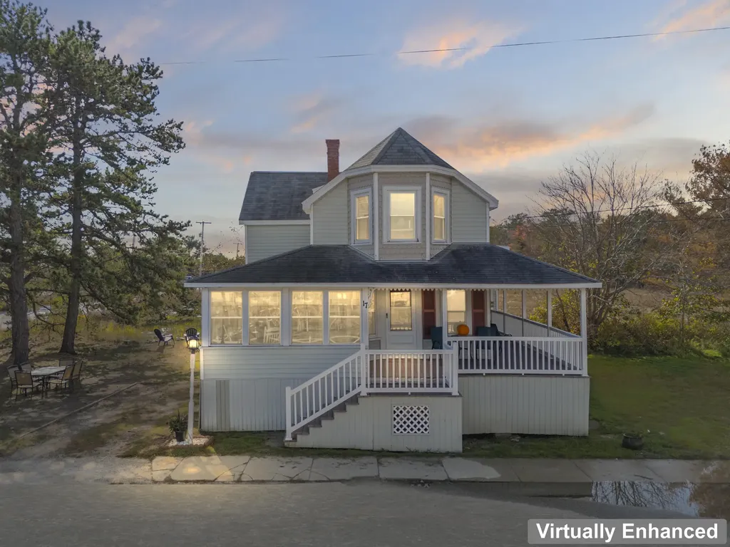 17 Randall Avenue Old Orchard Beach ME 04064
