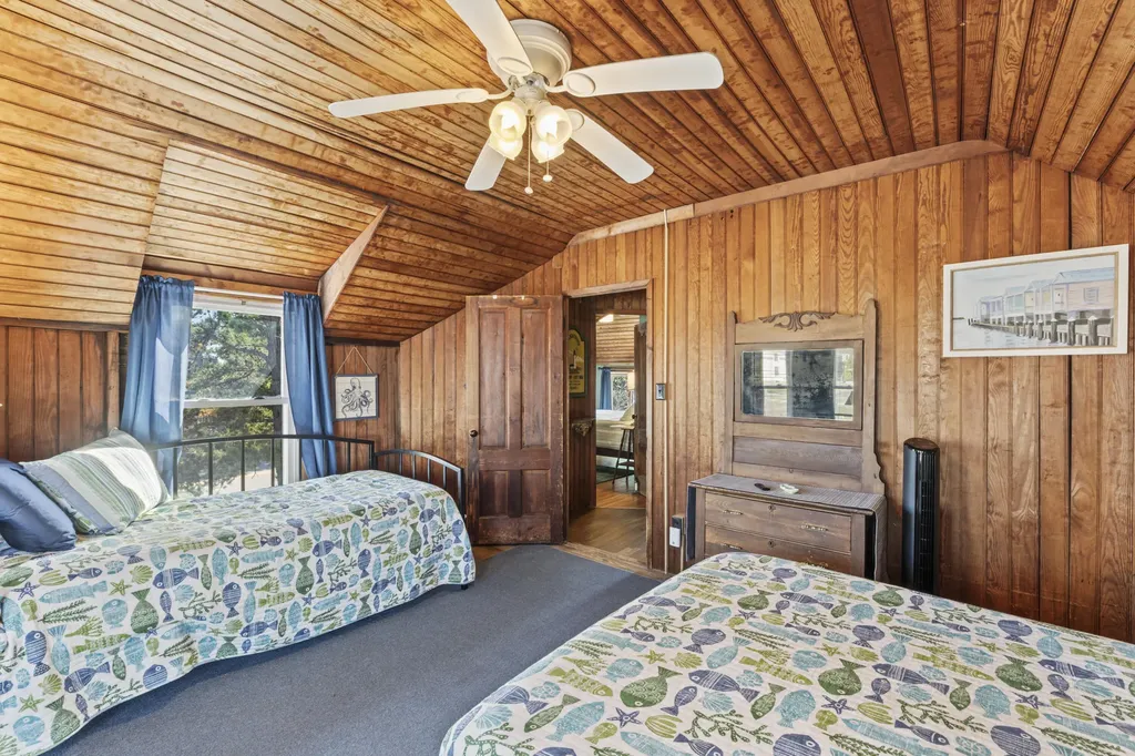 17 Randall Avenue Old Orchard Beach ME 04064
