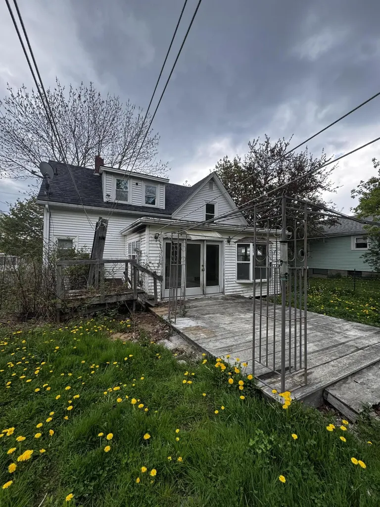 45 Pine Street Bucksport ME 04416
