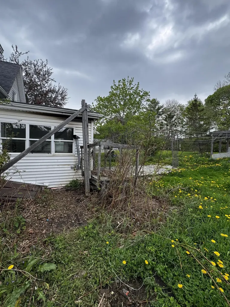 45 Pine Street Bucksport ME 04416