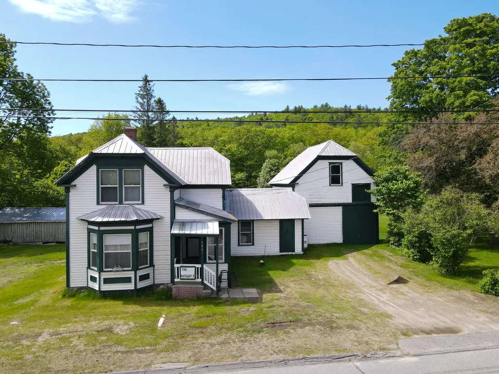 946 Us Route 2 W Dixfield ME 04224