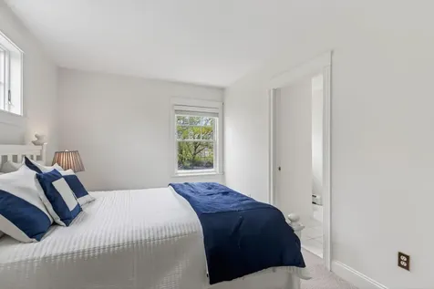 53 S Main Street Kennebunkport ME 04046
