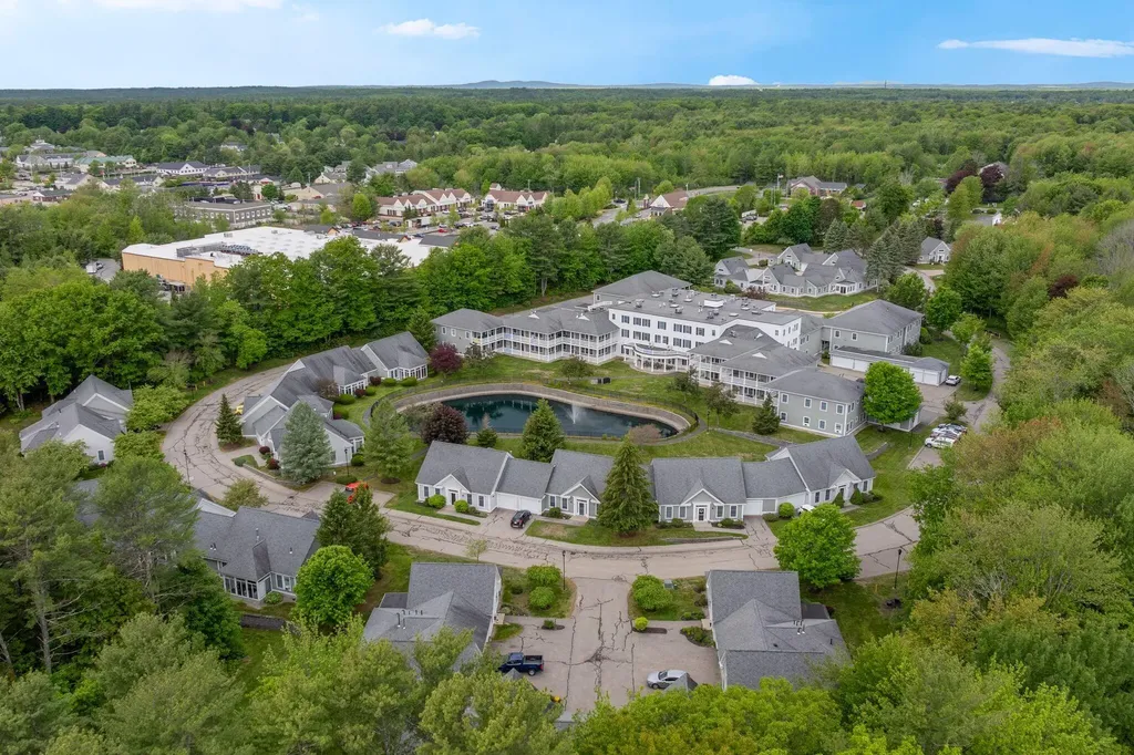106 Farragut Way Kennebunk ME 04043