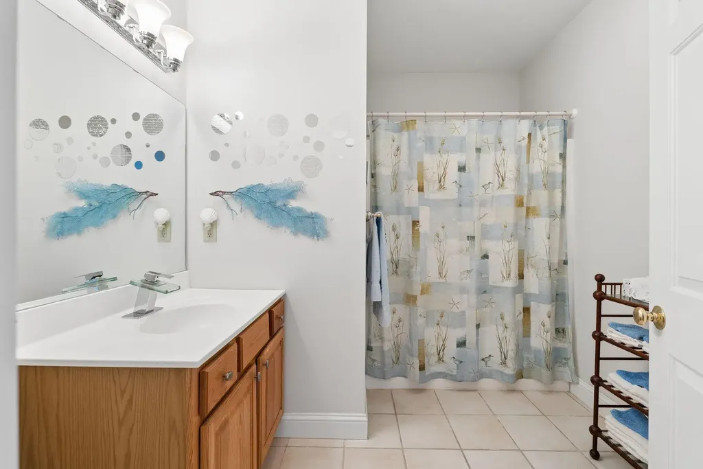 106 Farragut Way Kennebunk ME 04043
