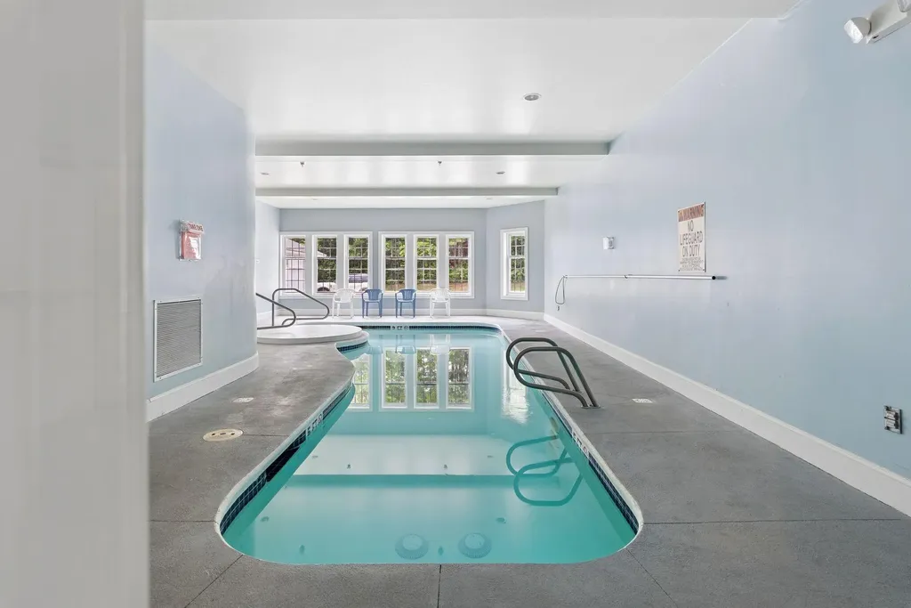 106 Farragut Way Kennebunk ME 04043