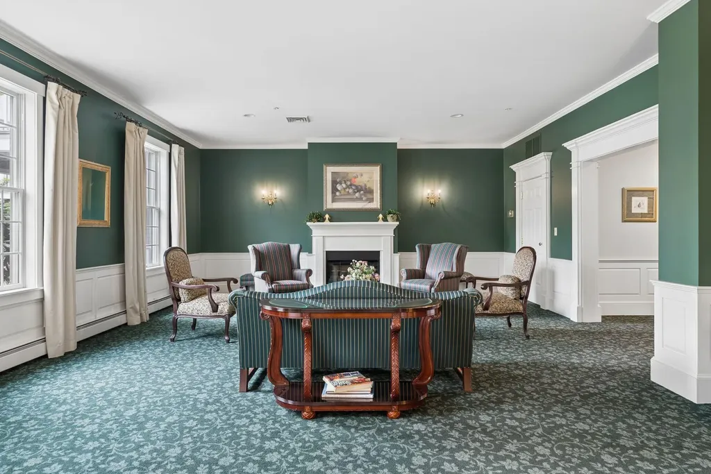 106 Farragut Way Kennebunk ME 04043