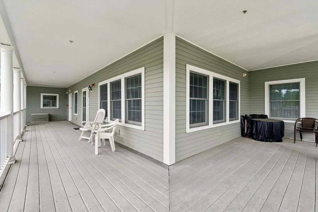 106 Farragut Way Kennebunk ME 04043