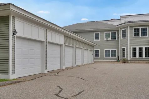 106 Farragut Way Kennebunk ME 04043