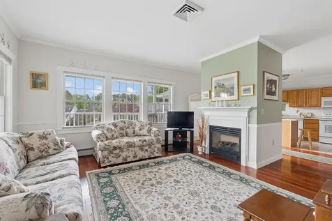 106 Farragut Way Kennebunk ME 04043