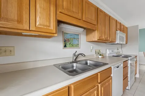 106 Farragut Way Kennebunk ME 04043