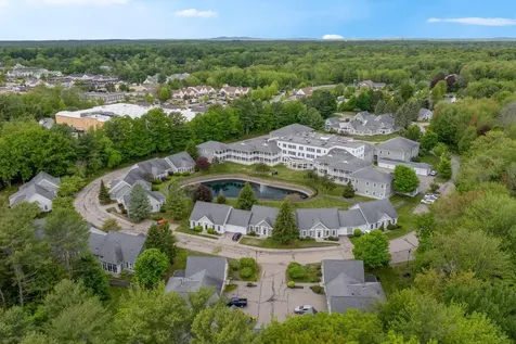 106 Farragut Way Kennebunk ME 04043