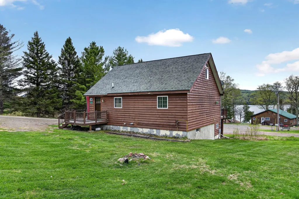 5 Lyons Lane Rangeley ME 04970