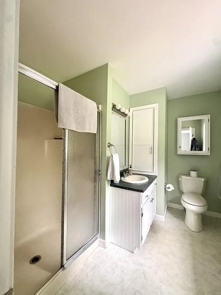 14 Kensington Terrace Lewiston ME 04240