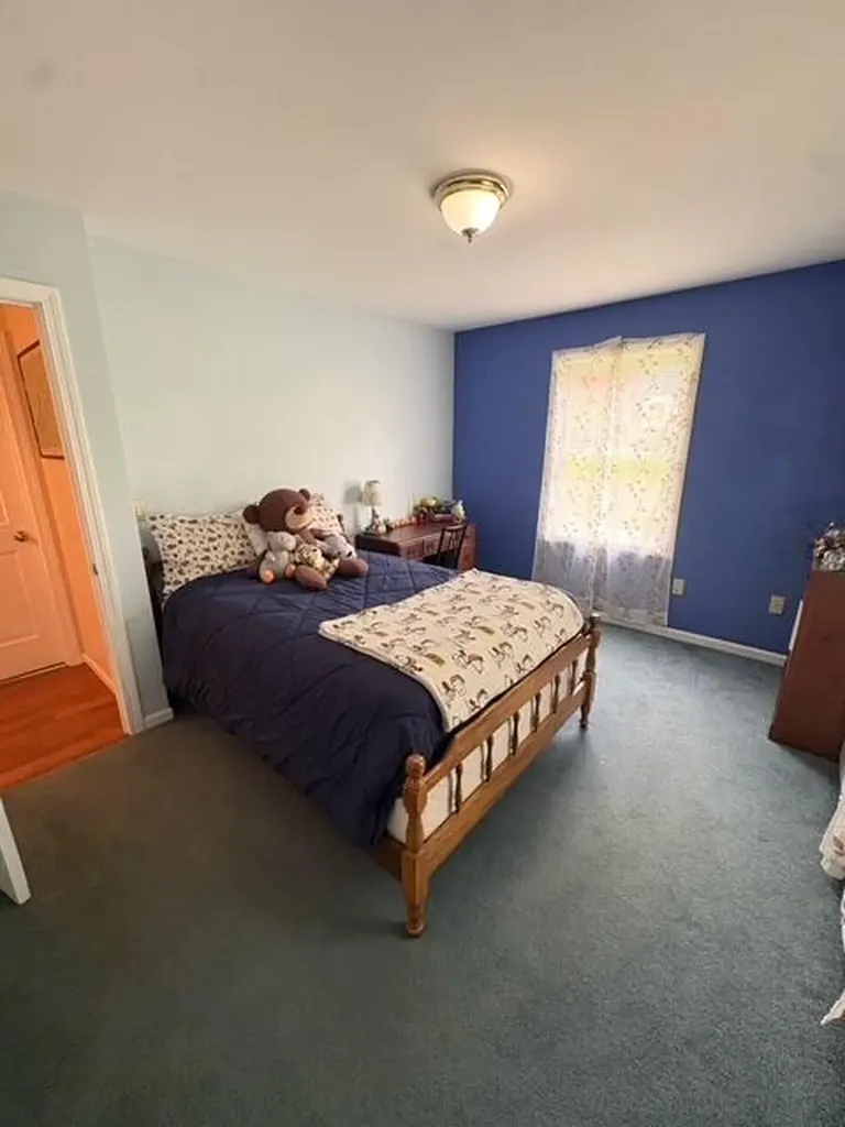 14 Kensington Terrace Lewiston ME 04240