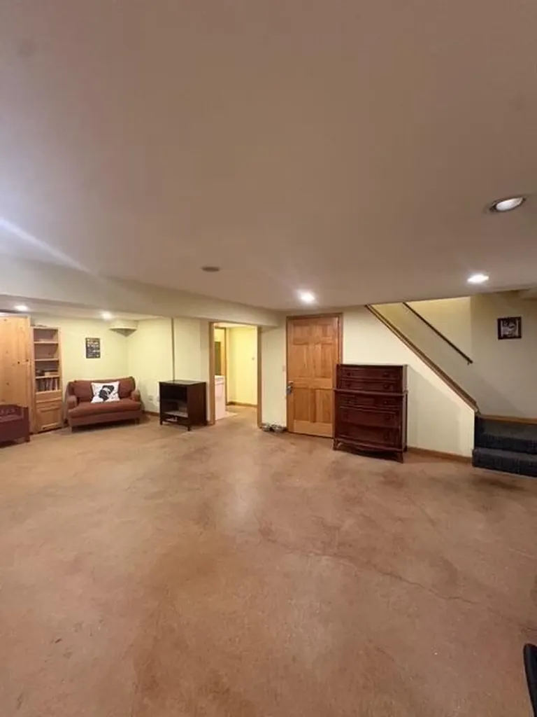 14 Kensington Terrace Lewiston ME 04240