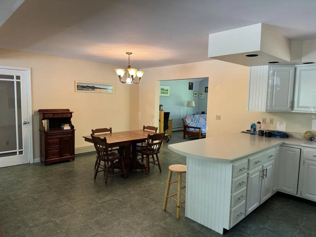 14 Kensington Terrace Lewiston ME 04240