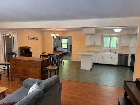 14 Kensington Terrace Lewiston ME 04240