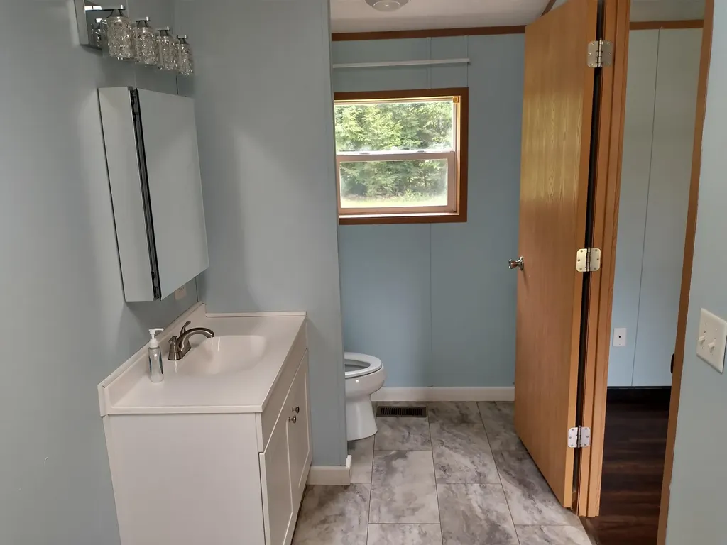 57 Carter Woods Bradley ME 04411