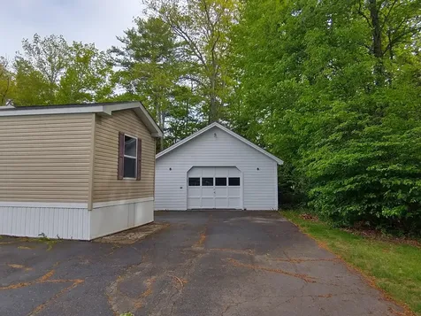 57 Carter Woods Bradley ME 04411