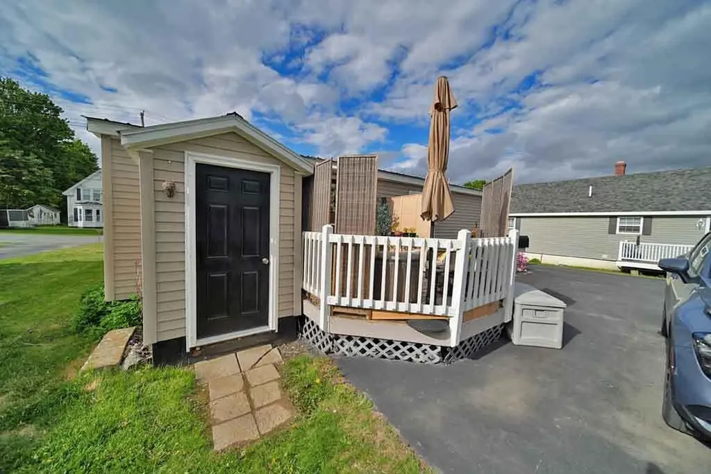 32 Green Street Houlton ME 04730