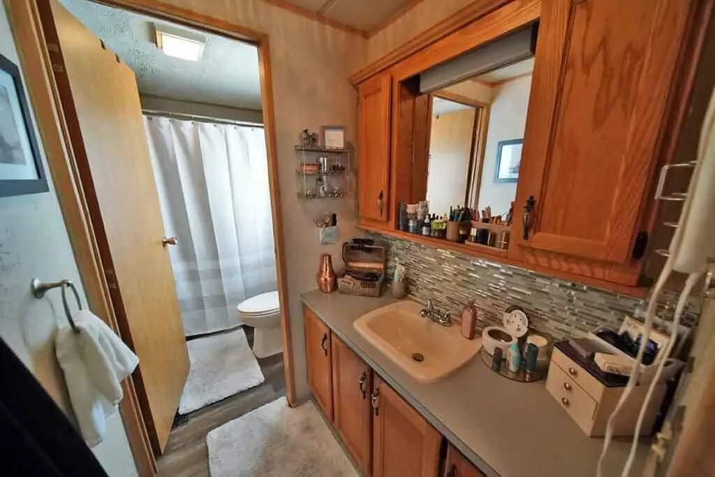 32 Green Street Houlton ME 04730