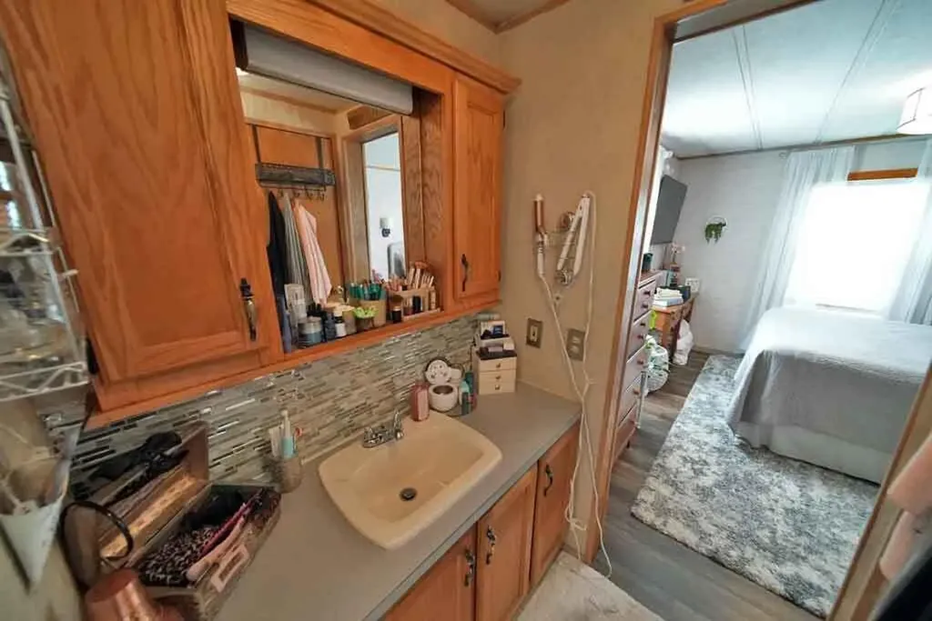 32 Green Street Houlton ME 04730
