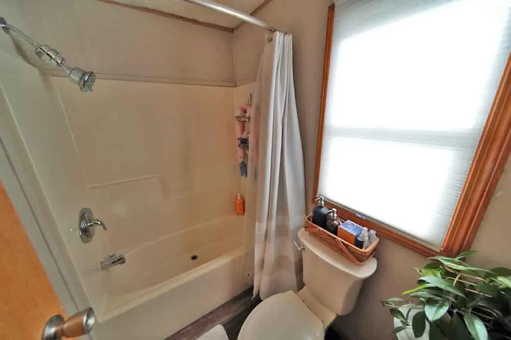 32 Green Street Houlton ME 04730