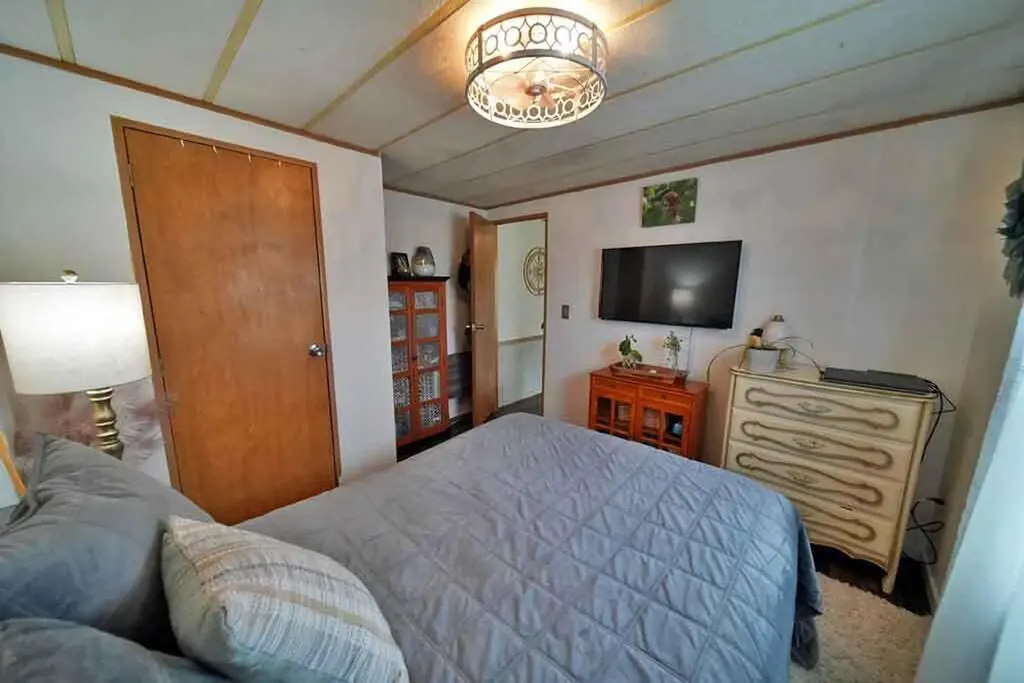 32 Green Street Houlton ME 04730