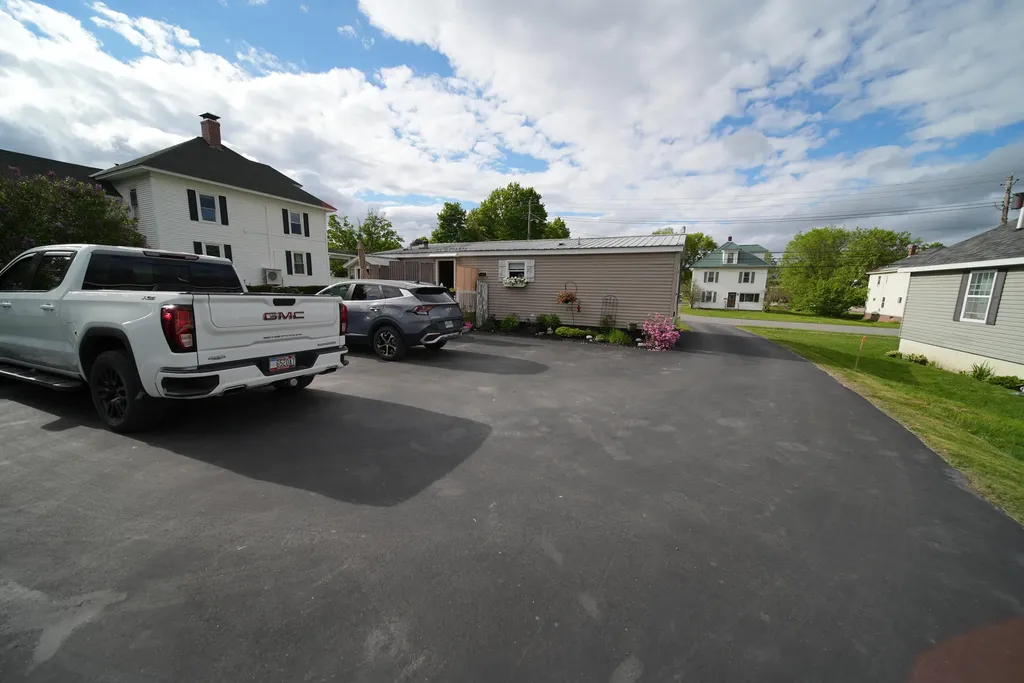 32 Green Street Houlton ME 04730