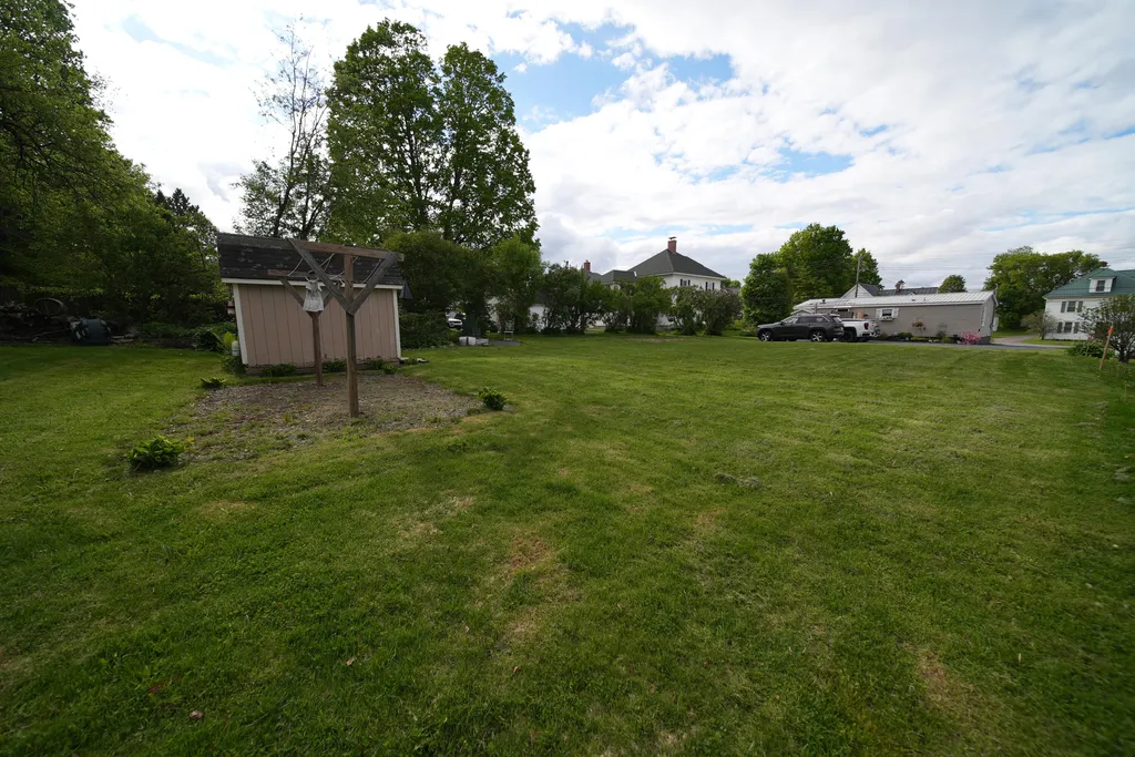 32 Green Street Houlton ME 04730