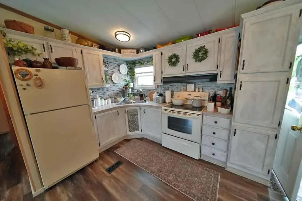 32 Green Street Houlton ME 04730