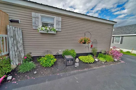 32 Green Street Houlton ME 04730