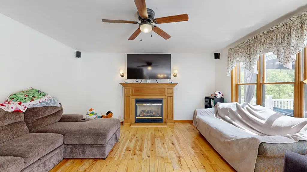 8 Rackley Drive Greene ME 04236