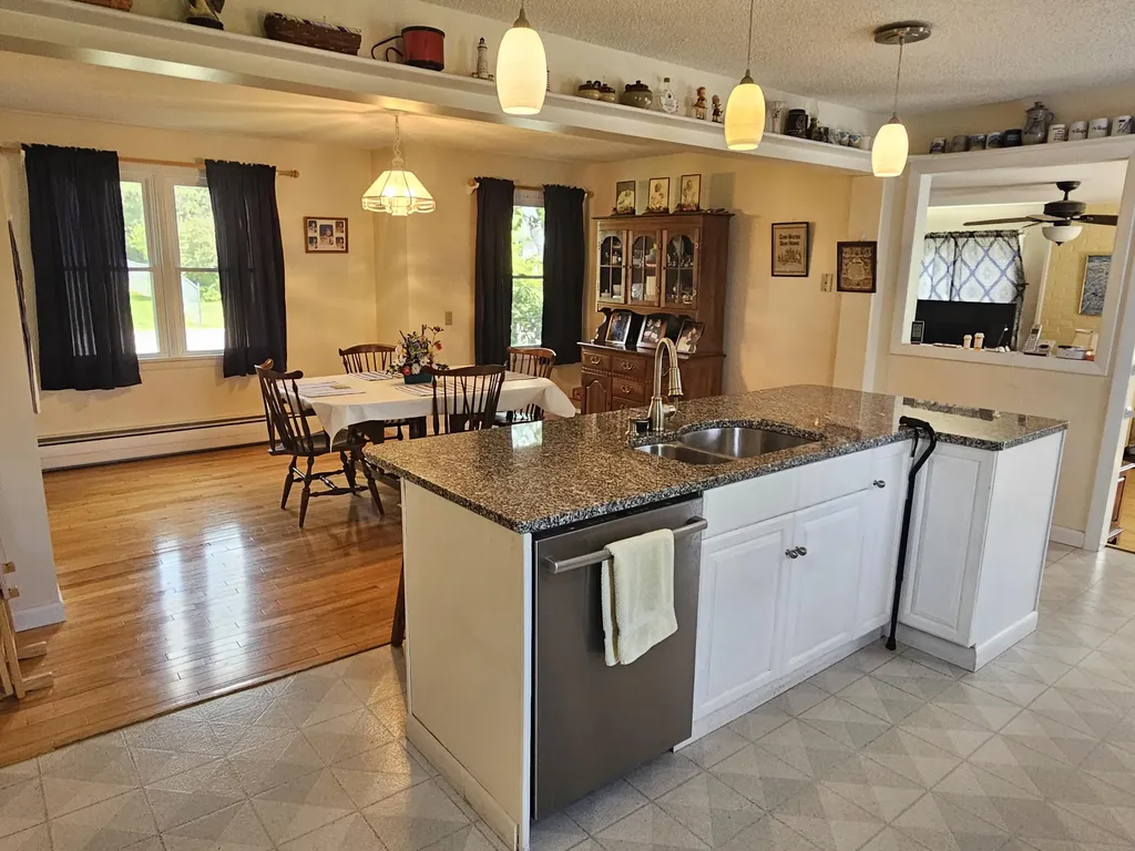 81 Birchwood Boulevard Brewer ME 04412