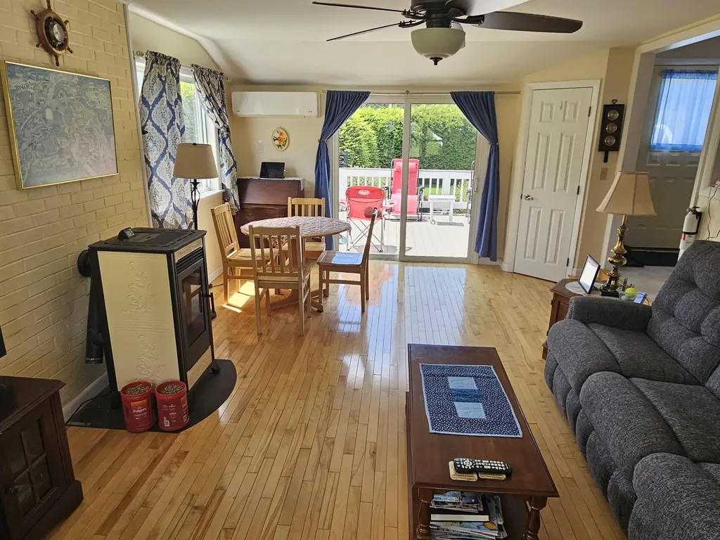 81 Birchwood Boulevard Brewer ME 04412
