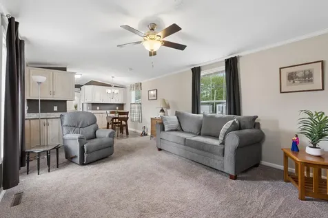 11 Ofarrell Street Topsham ME 04086