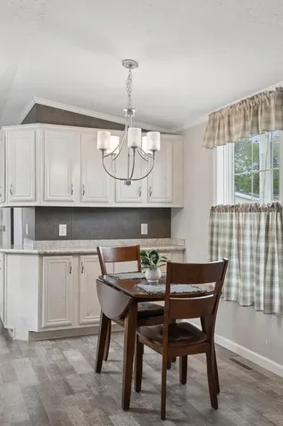 11 Ofarrell Street Topsham ME 04086