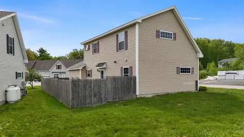 14 Boulder Lane Sanford ME 04073