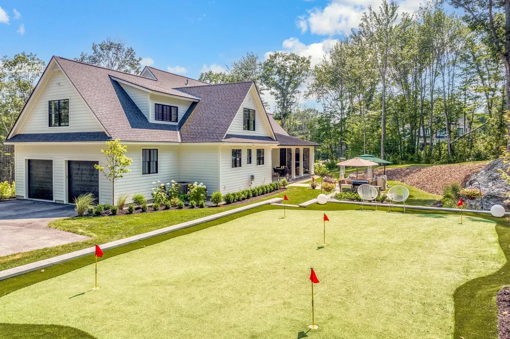 47 Scottow Hill Road Scarborough ME 04074