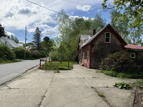 34 Cummings Hill Road Temple ME 04984