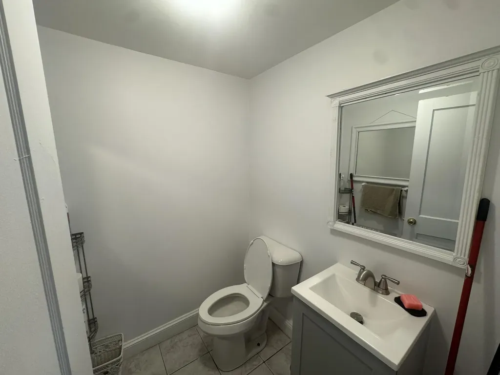 1327 Us-1 York ME 03902