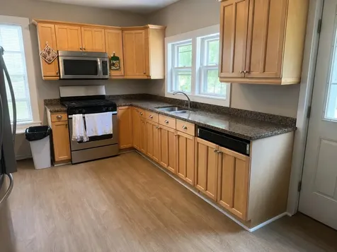 1327 Us-1 York ME 03902